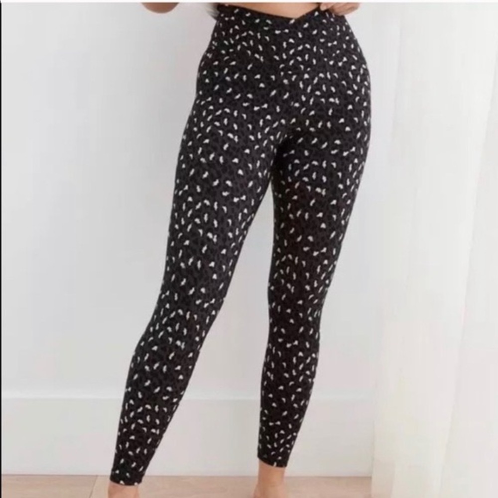 Aerie crossover leggings